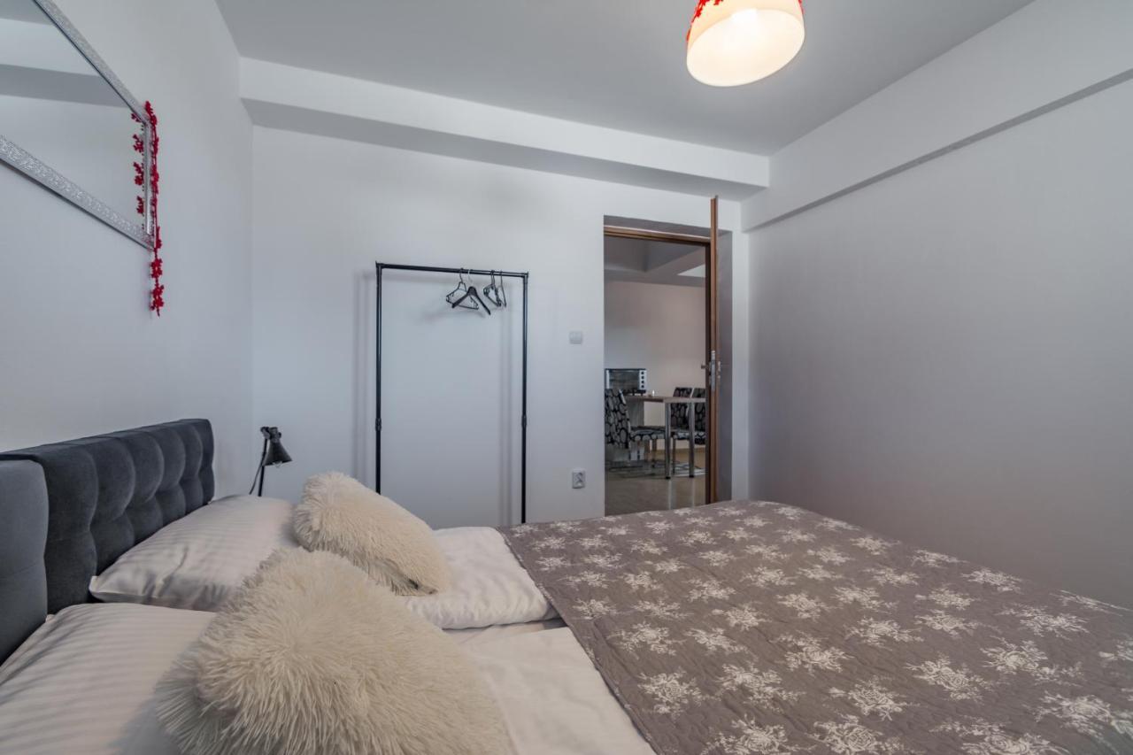 Tybet Domki I Apartamenty Bukowina Tatrzańska Kültér fotó