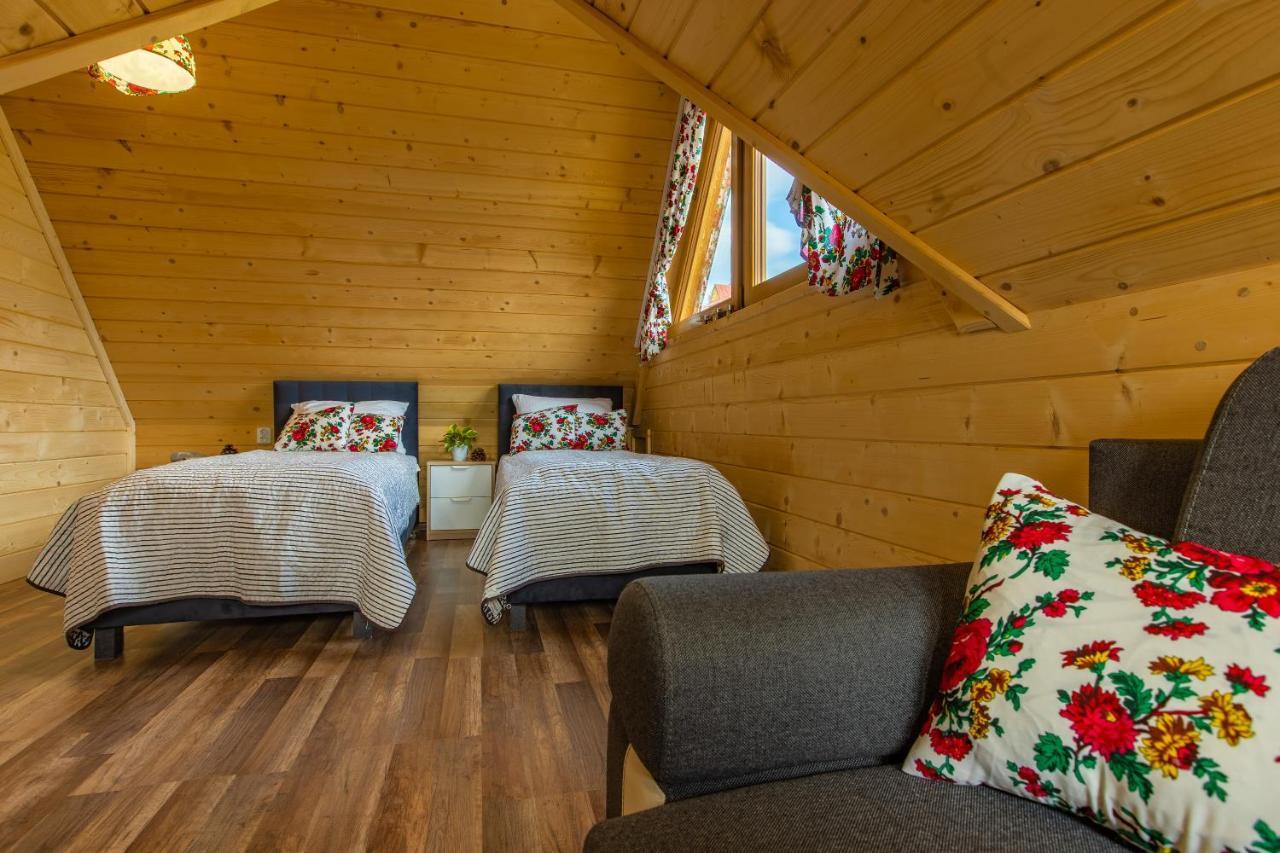 Tybet Domki I Apartamenty Bukowina Tatrzańska Kültér fotó